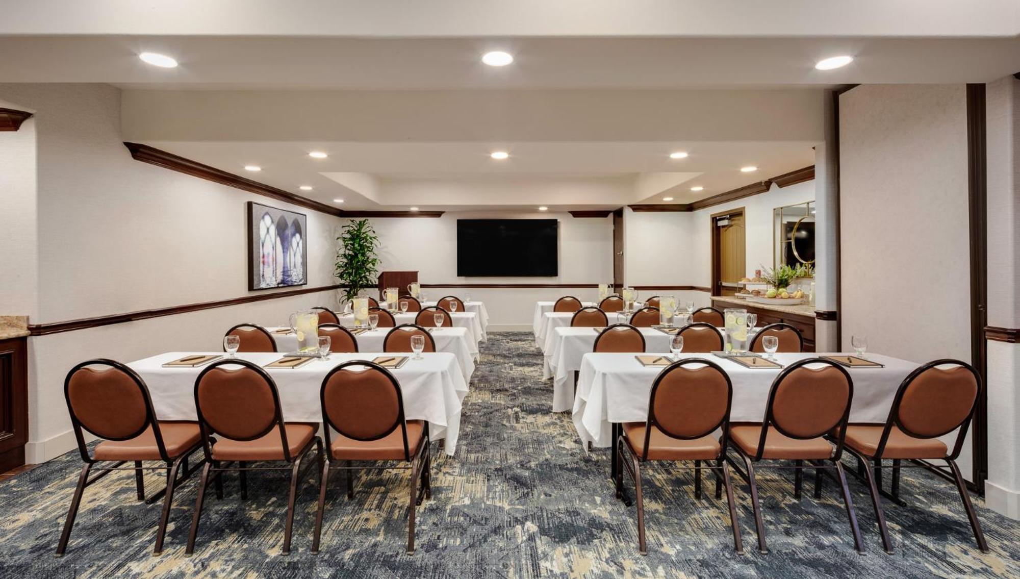 Ayres Hotel Redlands - Loma Linda Екстериор снимка
