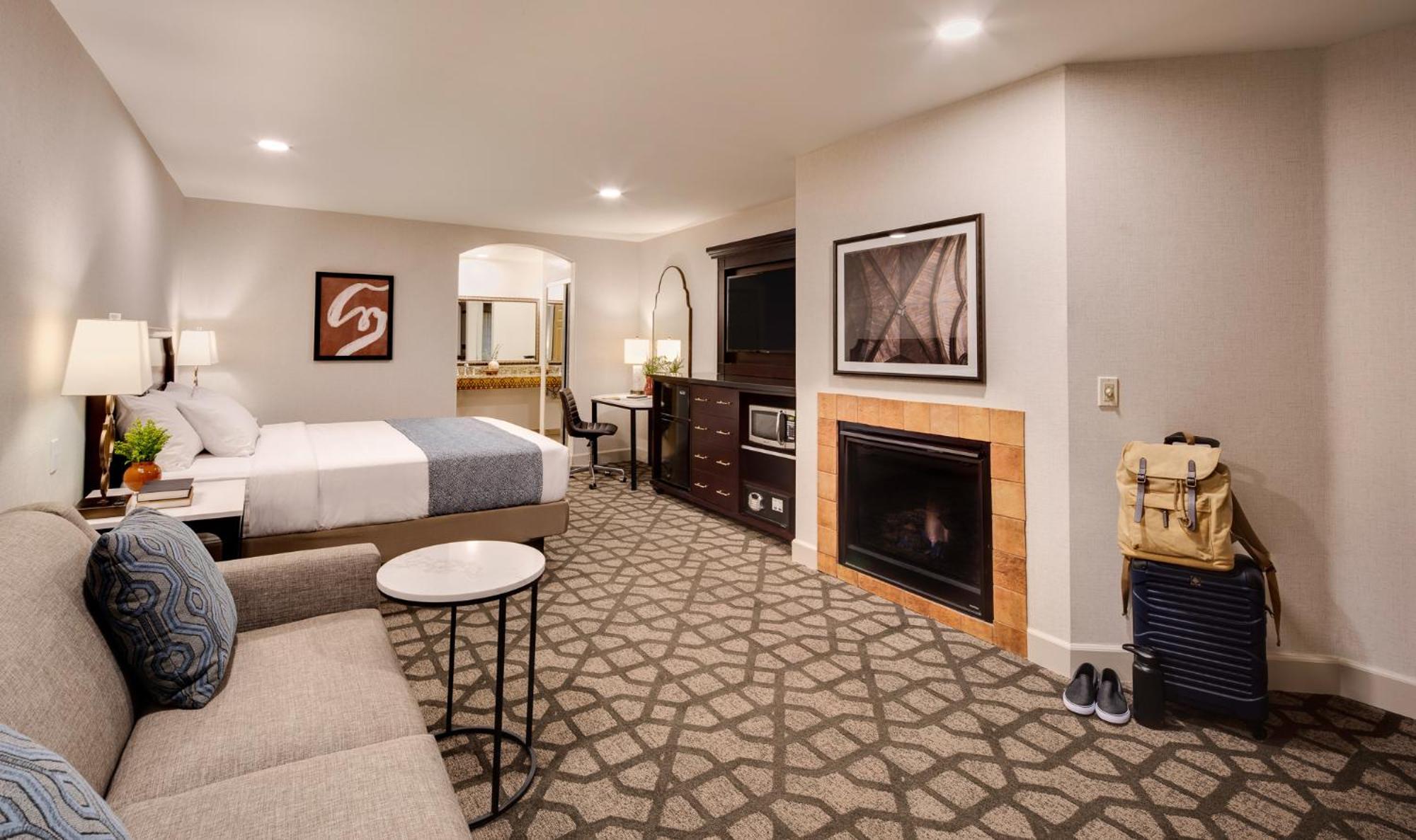 Ayres Hotel Redlands - Loma Linda Екстериор снимка